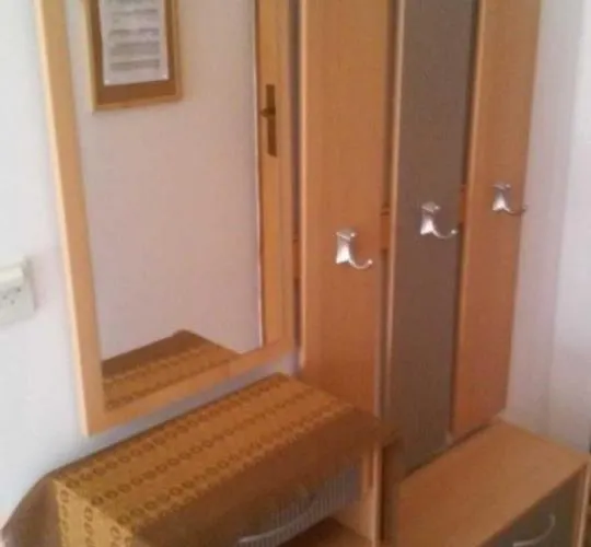 Malenica, Njivice, Croatia, 200 M From The Sea * Njivice