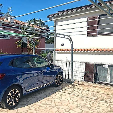 شقة Malenica, Njivice, Croatia, 200 M From The Sea نجيفيش