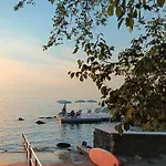 Malenica, Njivice, Croatia, 200 M From The Sea * Njivice